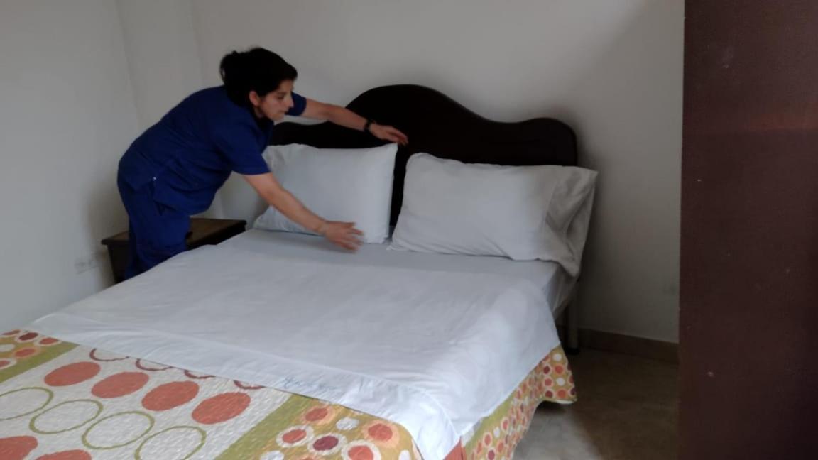 Hotel Del Parque Velez ภายนอก รูปภาพ